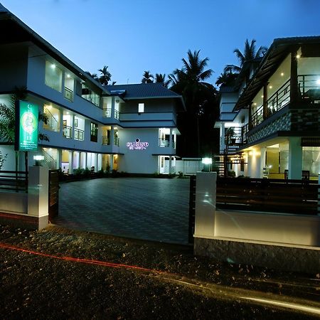 Clirind Resort Athirapalli Kültér fotó